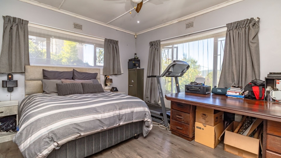 4 Bedroom Property for Sale in Knysna Central Western Cape